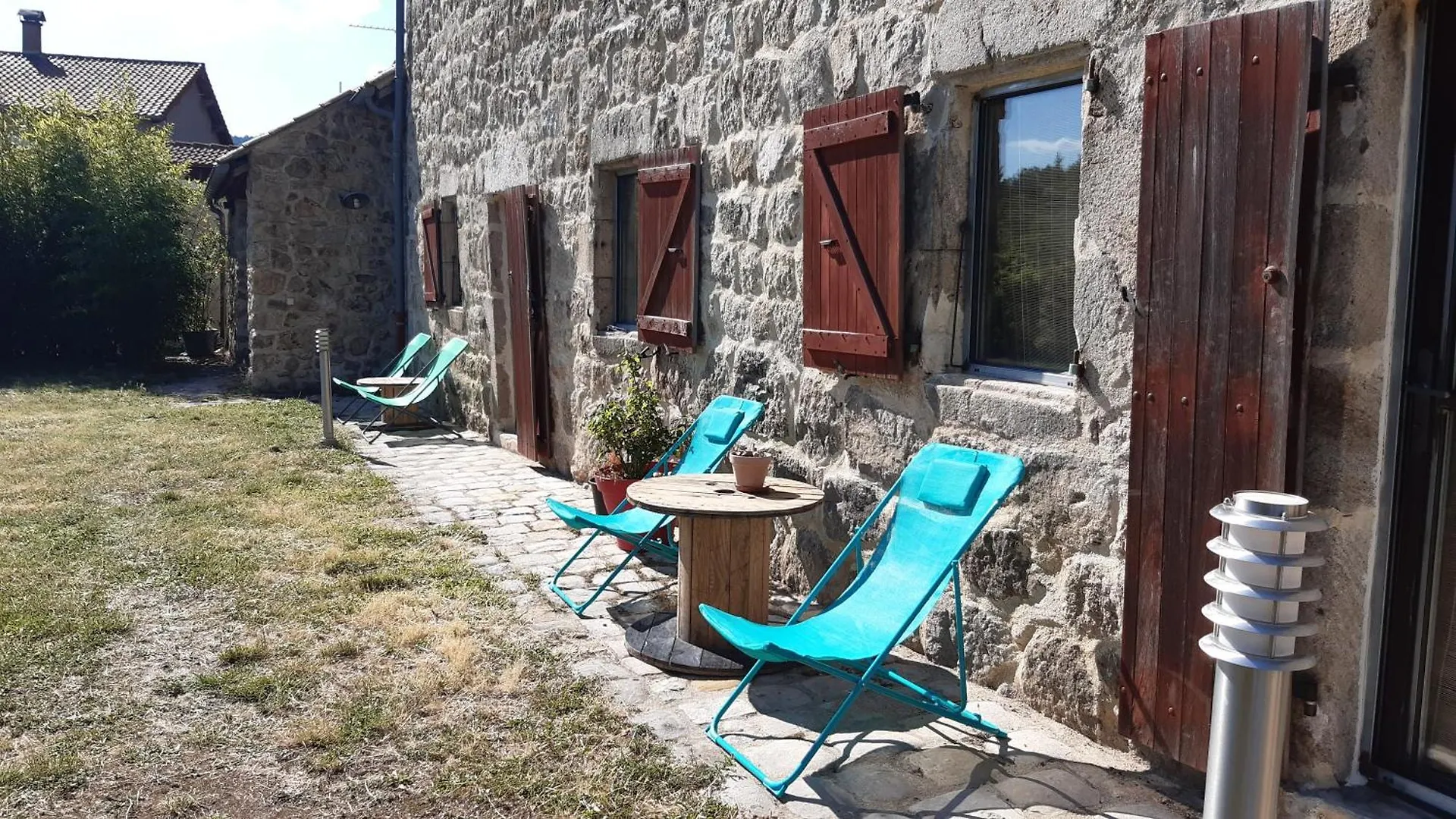 Gasthuis Le Pas Sage Au Trible, Suites Bambou/ La Source/ Tataouine Gluiras