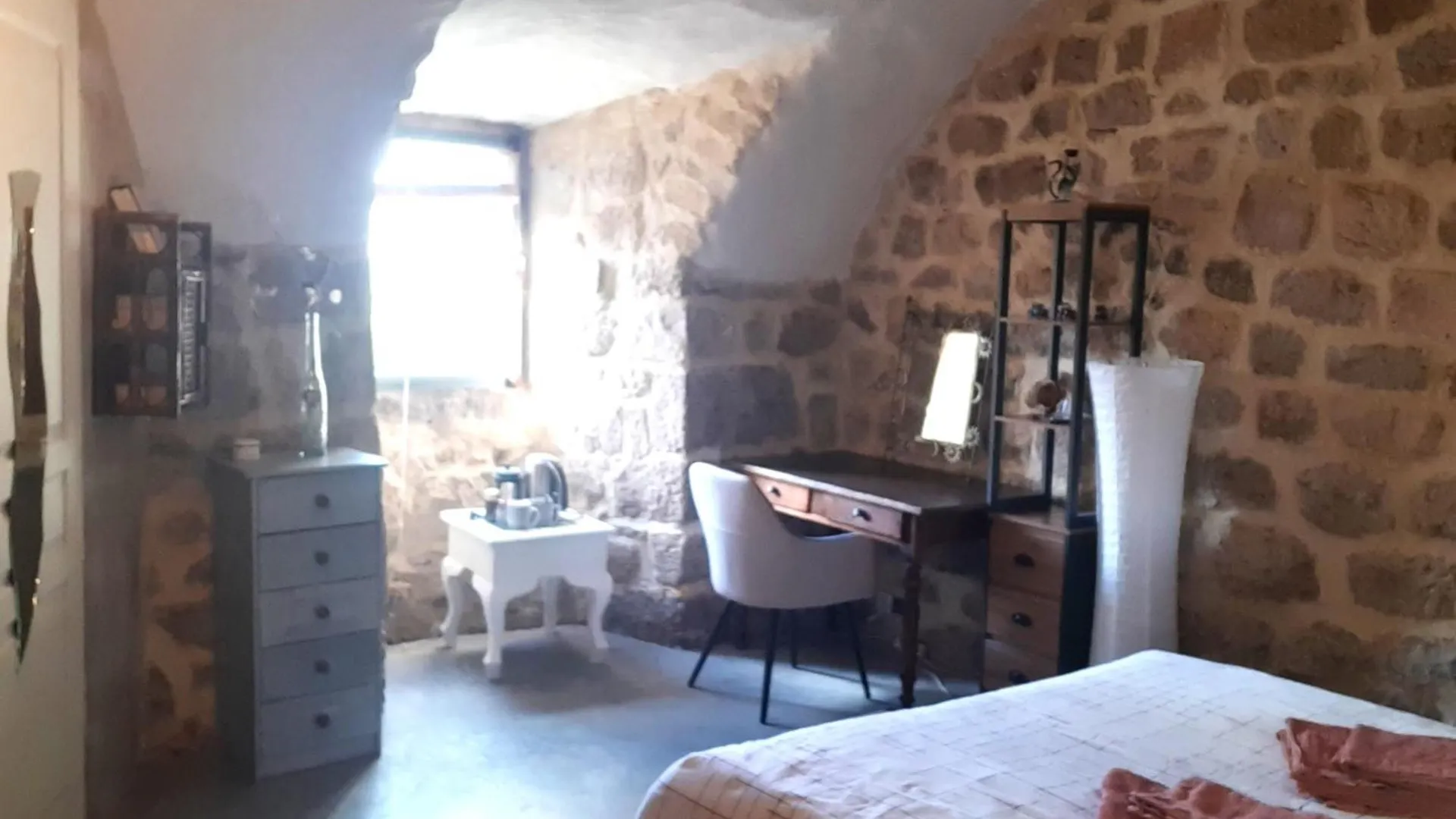 Le Pas Sage Au Trible, Suites Bambou/ La Source/ Tataouine Gluiras Gasthuis